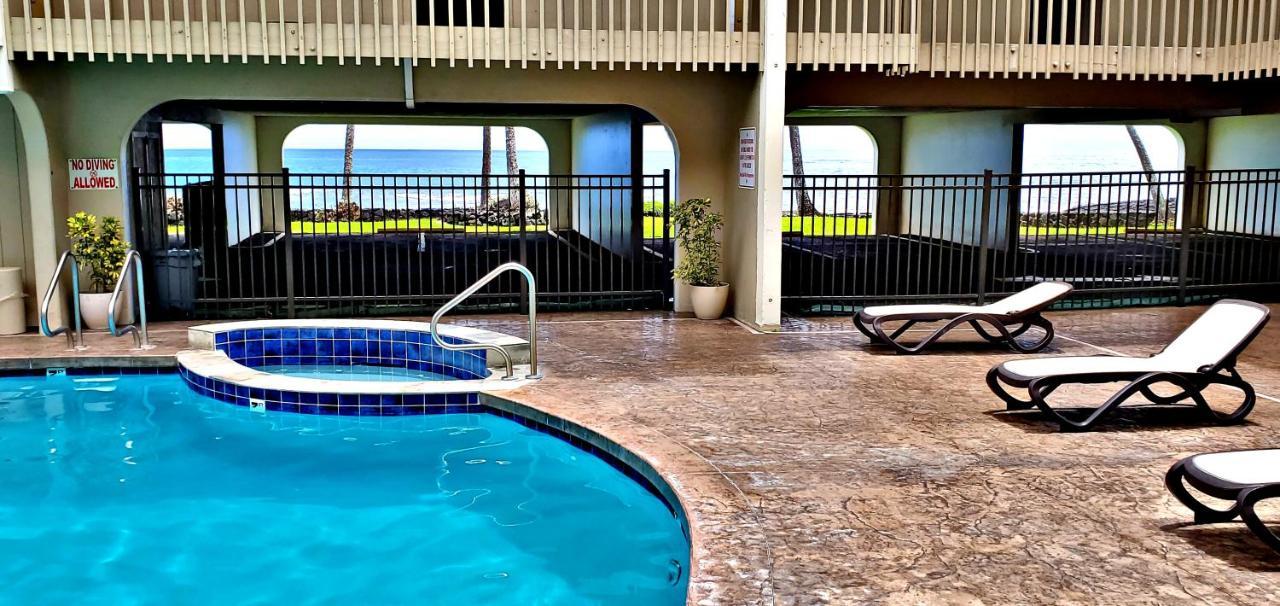 Ali'I Banyan Breeze Apartment Кайлуа Кона Екстериор снимка
