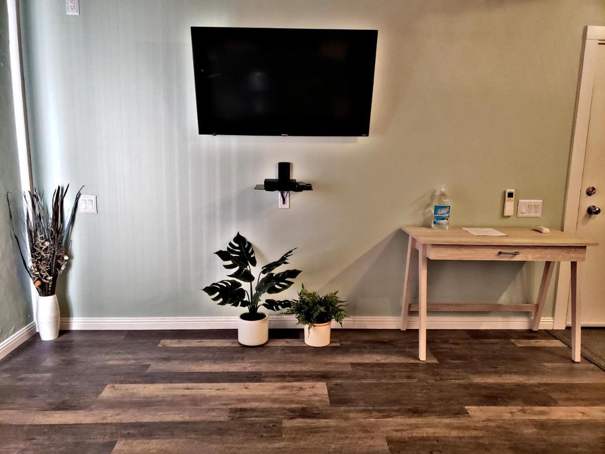 Ali'I Banyan Breeze Apartment Кайлуа Кона Екстериор снимка