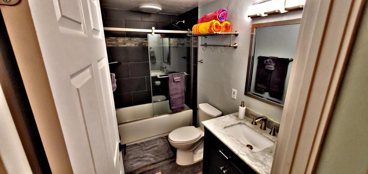 Ali'I Banyan Breeze Apartment Кайлуа Кона Екстериор снимка